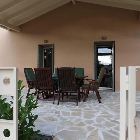 Ferienhaus Apothiki House Kato Korakiana