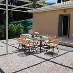 Apothiki House Hébergement de vacances Kato Korakiana