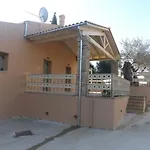 Apothiki House Hébergement de vacances *