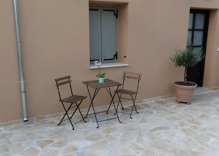 Apothiki House Дом отдыха *
