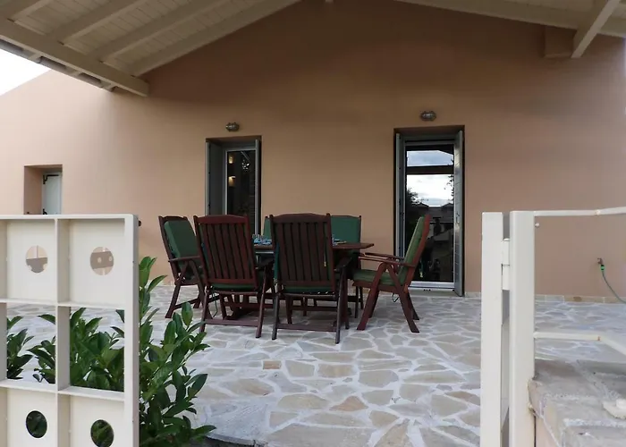 Дом отдыха Apothiki House Като-Коракиана