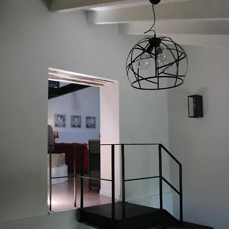 Apothiki House *